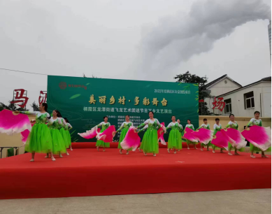 南京市栖霞区龙潭街道开展“美丽乡村 多彩舞台”反邪宣传活动147.png
